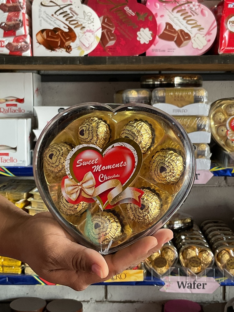 CHOCOLATE CORAZON 8 SWEET MOMENTS 1X24X8